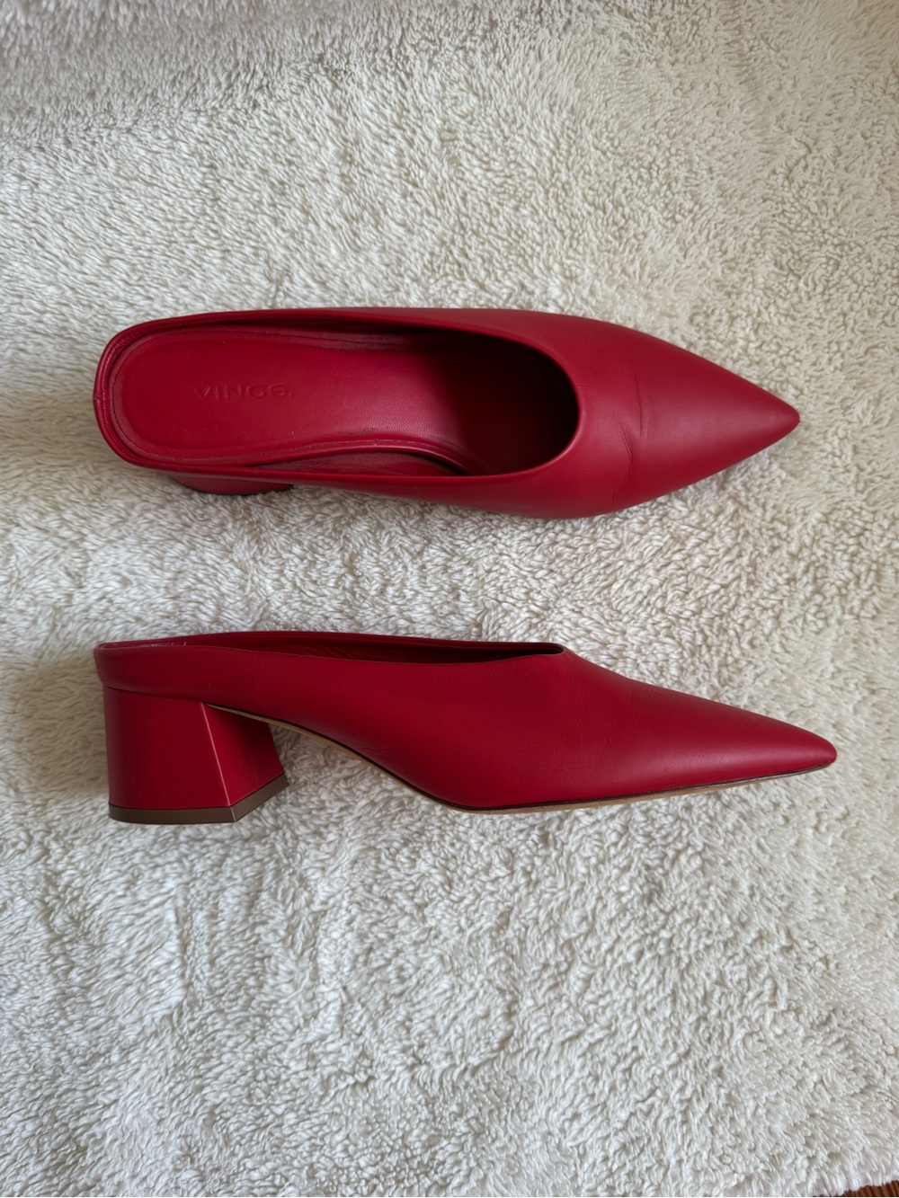 VINCE red point toe mules size 9.5 - Picture 3 of 6